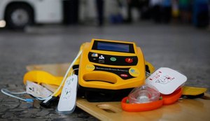 Projeto que obriga instalação de desfibriladores em locais de grande circulação é discutido