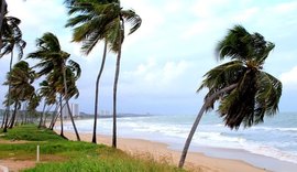 Marinha alerta para ondas de até 3,5 metros