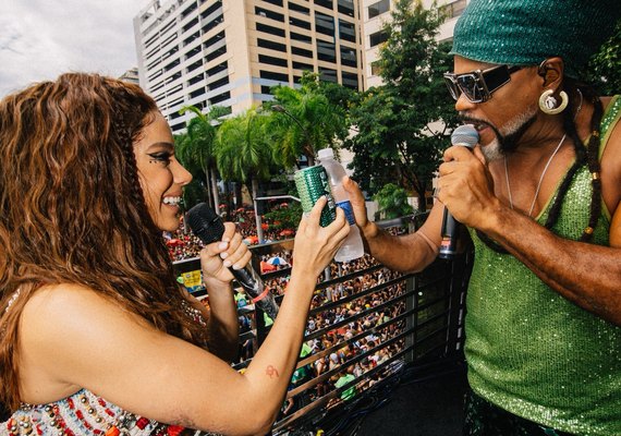 Beats entra para o Guinness ao distribuir mais garrafas de água em uma hora no Bloco da Anitta