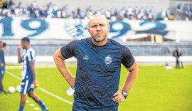 CSA anuncia reforços e  treina para encarar o Murici