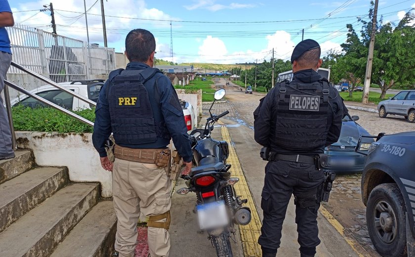 Após denúncia, suspeito de furtar motocicleta é preso em Atalaia