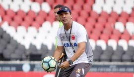 Zé Ricardo pede apoio da torcida vascaína para jogo contra a Chapecoense