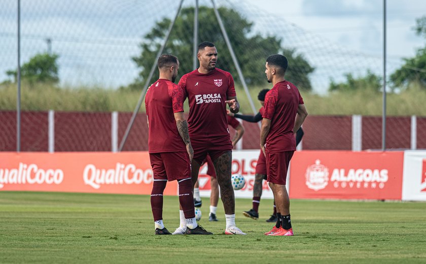 CRB finaliza preparação para enfrentar o Fortaleza pela Copa do Brasil