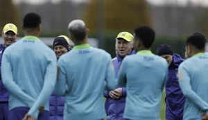 Ancelotti começa a esboçar equipe para amistoso contra o Senegal