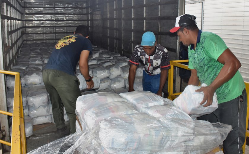 Pacto Contra Fome entrega mais de 30 mil cestas básicas aos municípios alagoanos