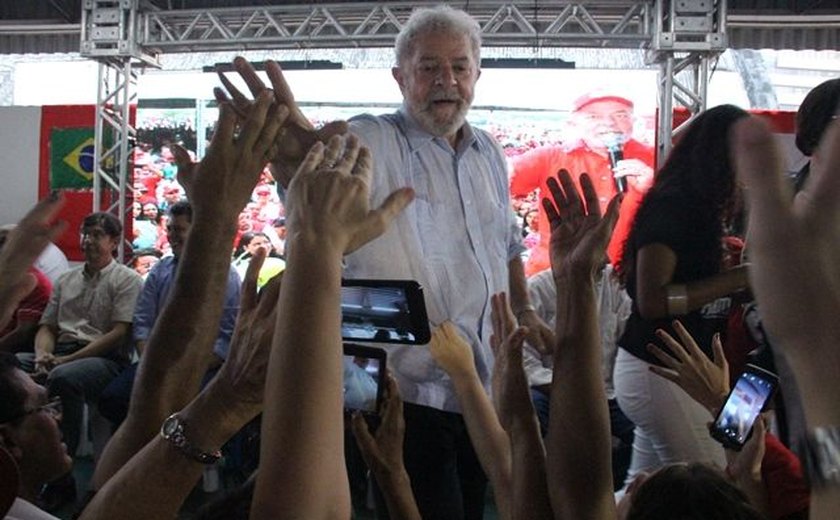 Datafolha aponta Lula com 39% das intenções de voto para presidente