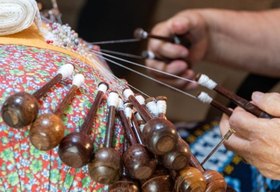 Inventário registra e valoriza tradição da renda de bilros em São Sebastião