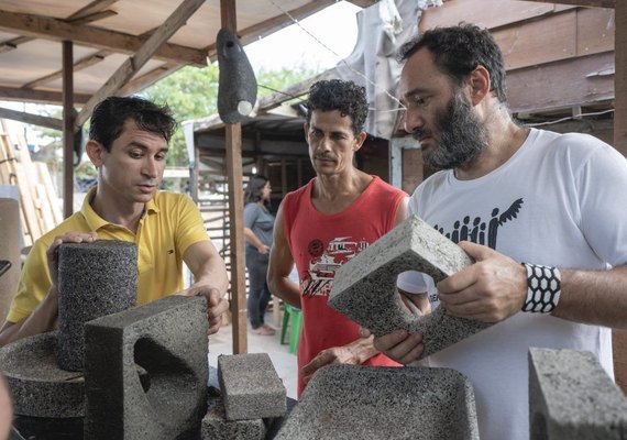 Maceió Inclusiva: designer lança cobogó da casca do sururu