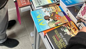 Prática da leitura depende do acesso da população a um acervo de livros diversificado