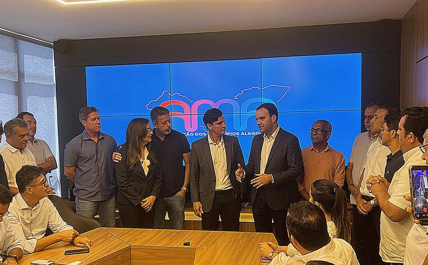 AMA reúne gestores e bancada federal para antecipar pauta municipalista da Marcha a Brasília