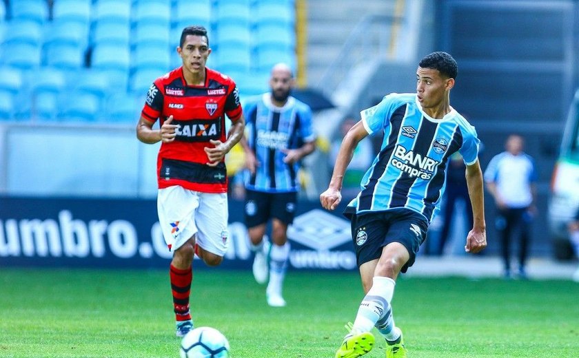 Com reservas, Grêmio empata com Atlético-GO na despedida da Arena no ano