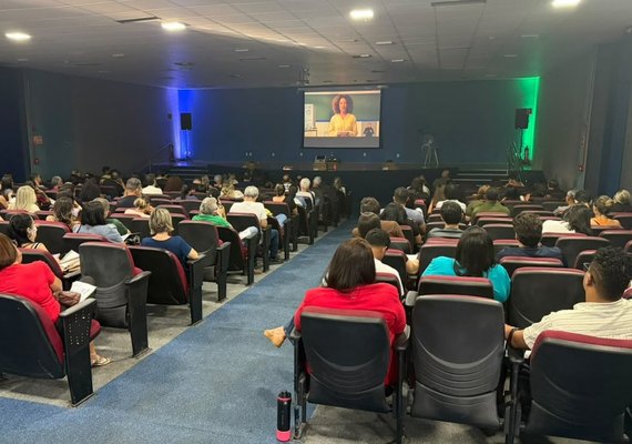 Mesários participam de treinamento para atuarem nas eleições 2026