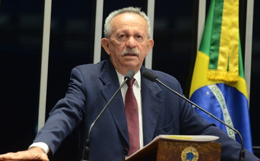 Senador Benedito de Lira consegue liberação de milho para Alagoas