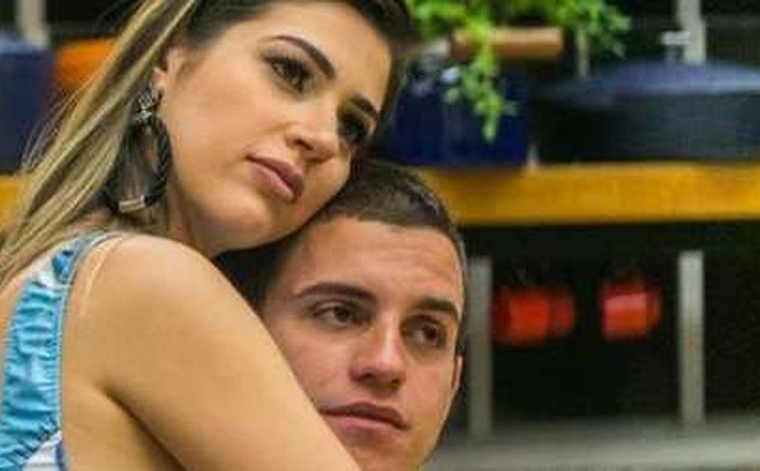 Chega ao fim o namoro dos ex-BBBs Manoel e Vivian Amorim