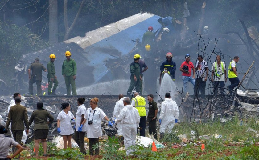 Boeing 737 com 113 pessoas a bordo cai logo após decolar de Havana