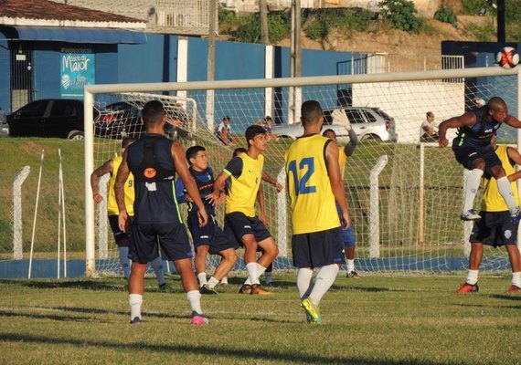 Já eliminado, CSA relaciona vários garotos da base para enfrentar o Sampaio