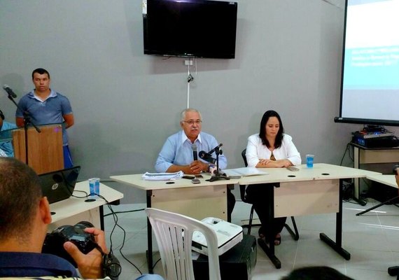 Teófilo diz que em dois meses entraram mais de R$ 125 milhões na Prefeitura