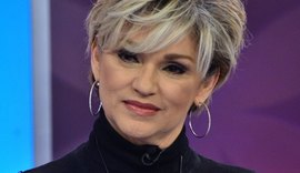Andréa Nóbrega, ex de Carlos Alberto, diz que não beija ninguém há anos