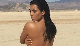 Kim Kardashian aparece em imagens inéditas de famoso ensaio nu no deserto