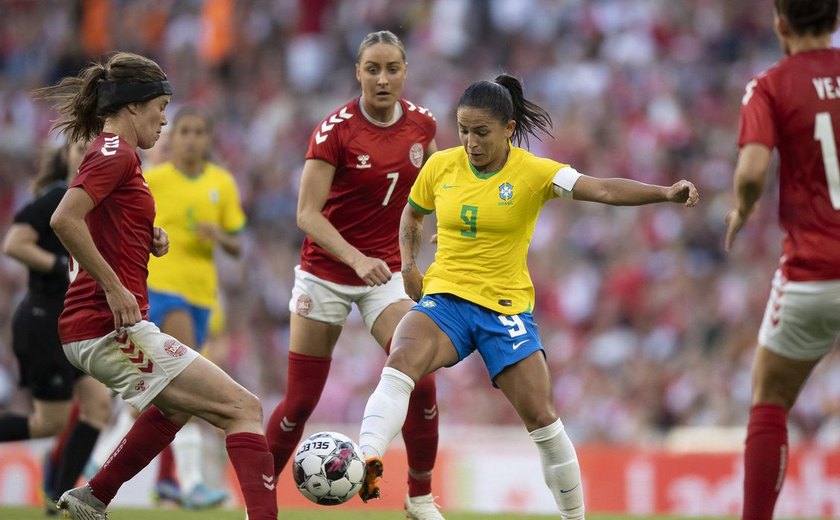 Seleção feminina perde para Dinamarca em primeiro amistoso na Europa