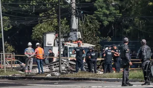 Duas pessoas morrem em queda de avião em São Paulo