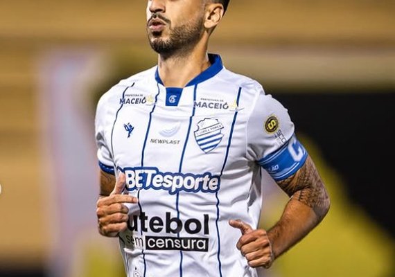 Capitão do CSA na Série C, Camacho elege título do Brasileirão 2017 o mais especial da carreira
