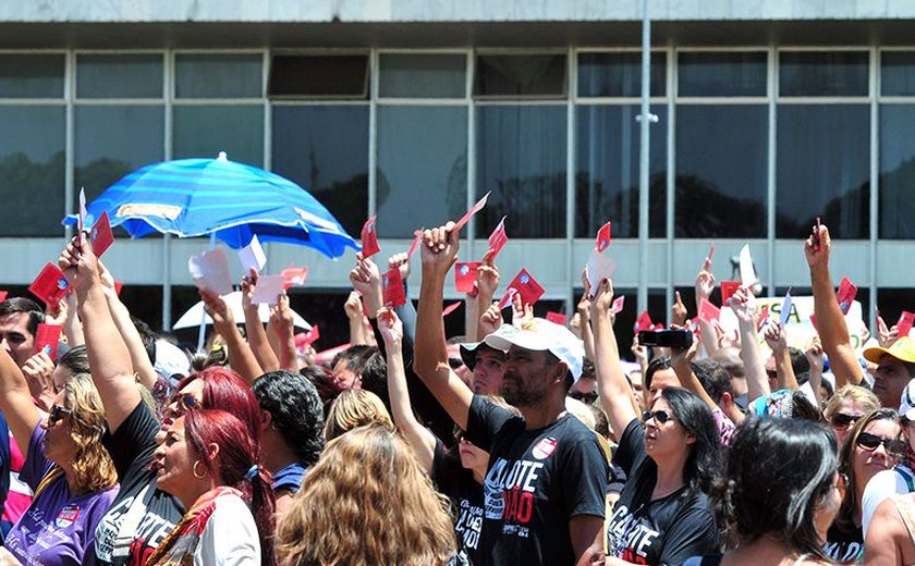 Alagoas apresenta queda de trabalhadores por conta própria com CNPJ em 2019