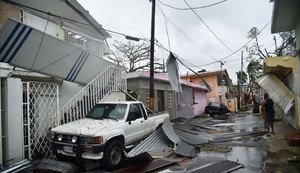 Furacão Maria atinge Porto Rico e mata ao menos nove pessoas