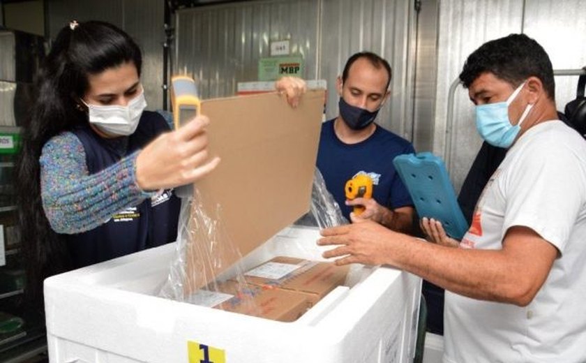 Alagoas recebeu mais 17 mil doses de Coronavac nesta sexta-feira (14)