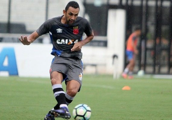 Provável substituto de Luan no Vasco, Rafael Marques tem números a favor