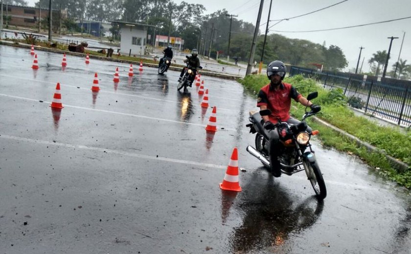 Programa Moto Amiga participa do Maio Amarelo em Alagoas