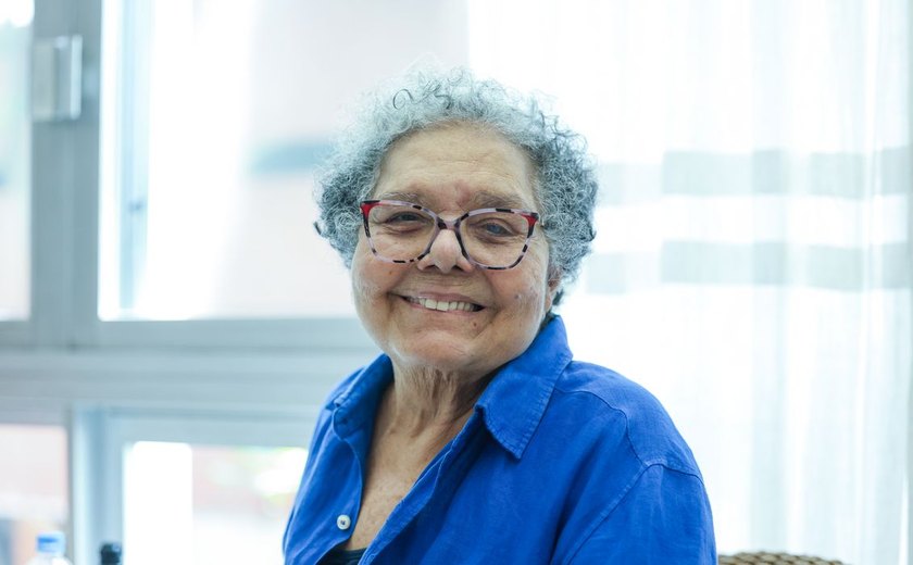 Cineasta negra pioneira no país, Adelia Sampaio inspira nova geração