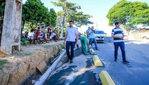 Prefeito Rui Palmeira vistoria obras de infraestrutura em Bebedouro