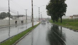 Semarh emite alerta para chuvas de intensidade forte no Litoral e Zona da Mata