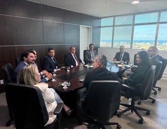 Presidente do TRE/AL reúne desembargadores eleitorais para tratar dos julgamentos das Eleições 2026