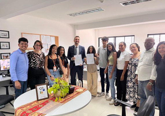 Carta de Intenções pelos 35 anos do ECA é entregue ao Ministério Público de AL