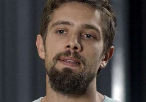 Novela 'Sol Nascente': Cesar falsifica assinatura de Alice para incriminá-la