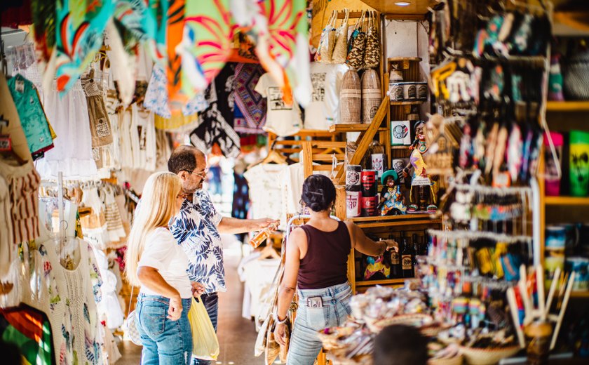 Mercado do Artesanato receberá mais de 150 turistas neste sábado (2)