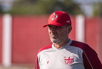 CRB mantém Barroca apesar da crise