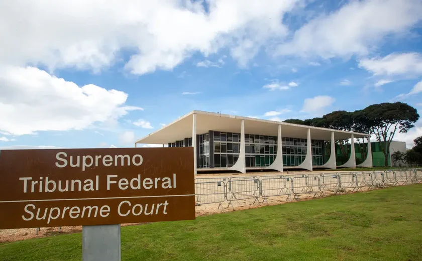Base do governo na Câmara vai ao STF contra PEC da Blindagem