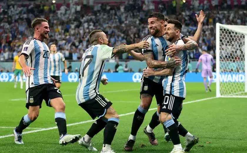 Argentina supera Polônia, mas ambas se classificam no Grupo C da