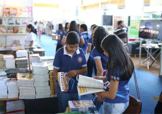 Bienal deve receber cerca de 30 mil estudantes de Alagoas