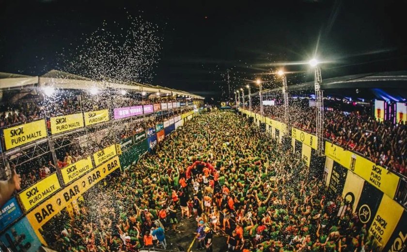 Skol leva foliões de Natal, Fortaleza e Rio de Janeiro para o Carnatal 2025