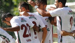 Fluminense goleia Bangu por 4 a 0 e se isola na liderança de grupo