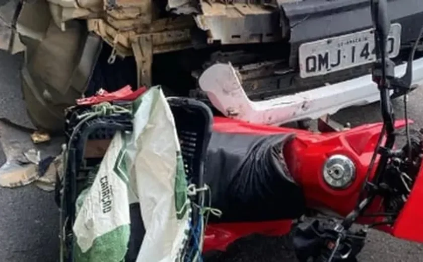 Motociclista morre em colisão com caminhonete na BR-316, em Cacimbinhas