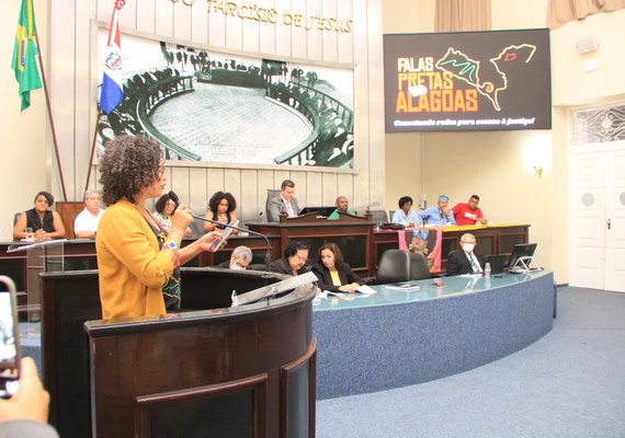 Assembleia debate combate ao racismo