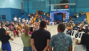 Rui Palmeira é recebido com festa em evento no Loteamento Acauã