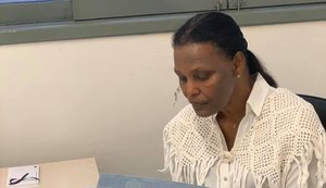 Vereadora comemora emissão de 300 carteiras de identificação para autistas