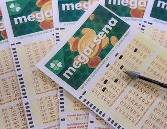 Mega-Sena acumula e vai a R$ 300 milhões; Alagoas tem um apostador que fez a Quina com prêmio em Maceió