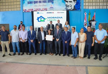 Programa Moradia Legal beneficia 225 famílias em Penedo